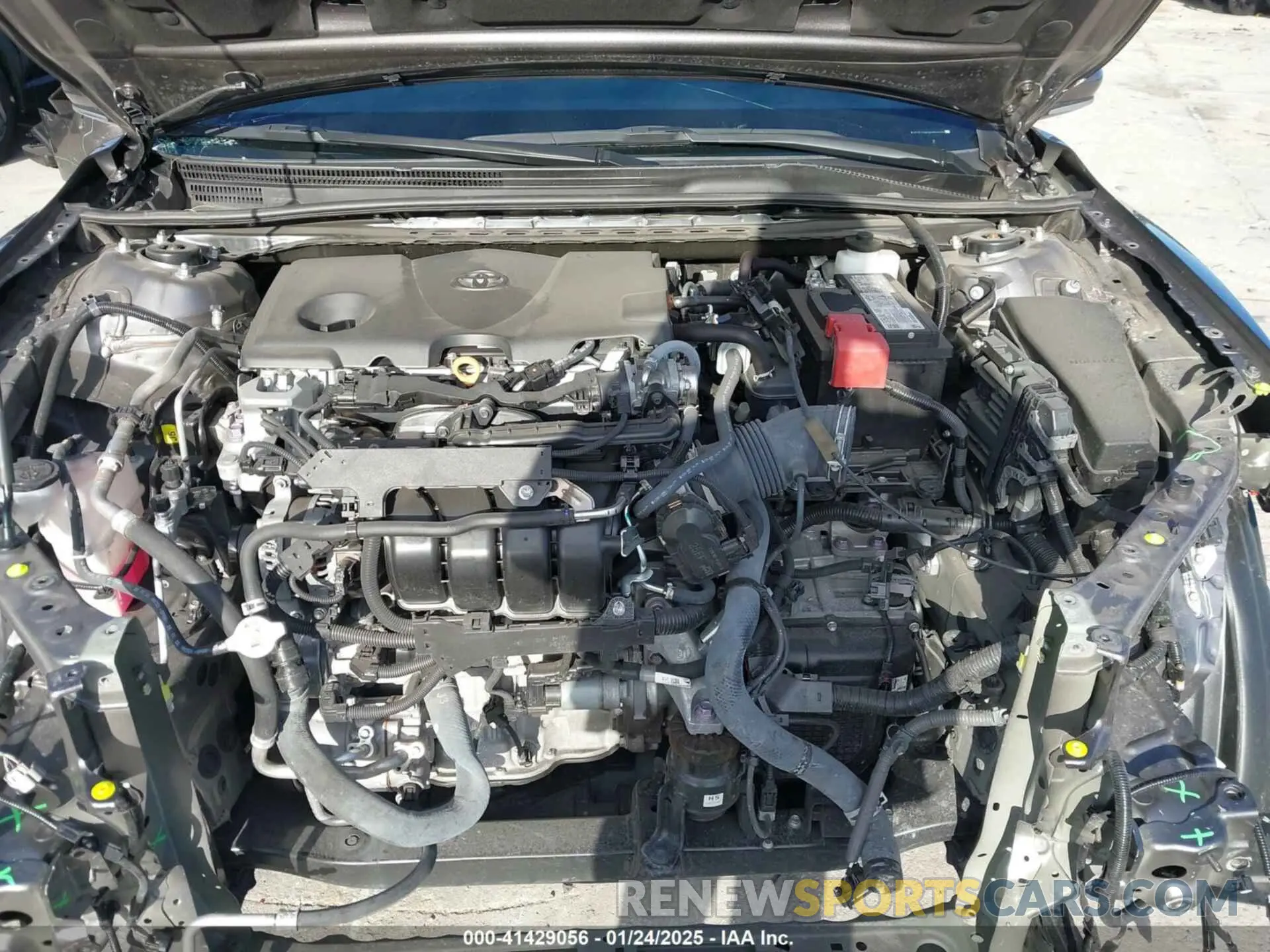 10 fotografías del automóvil dañado 4T1T11AK4RU849176 TOYOTA CAMRY 2024