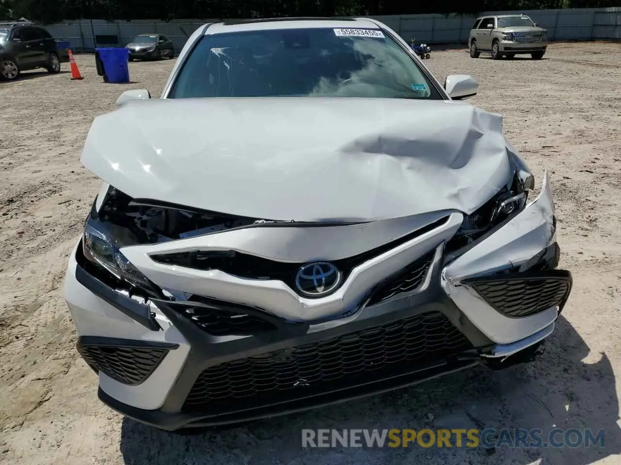 5 fotografías del automóvil dañado 4T1T11AK4RU893470 TOYOTA CAMRY 2024