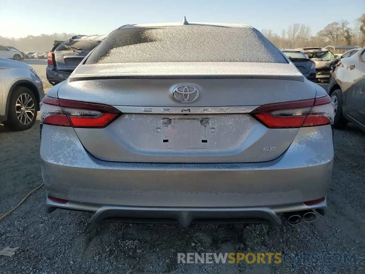 6 fotografías del automóvil dañado 4T1T11AK5RU840762 TOYOTA CAMRY 2024
