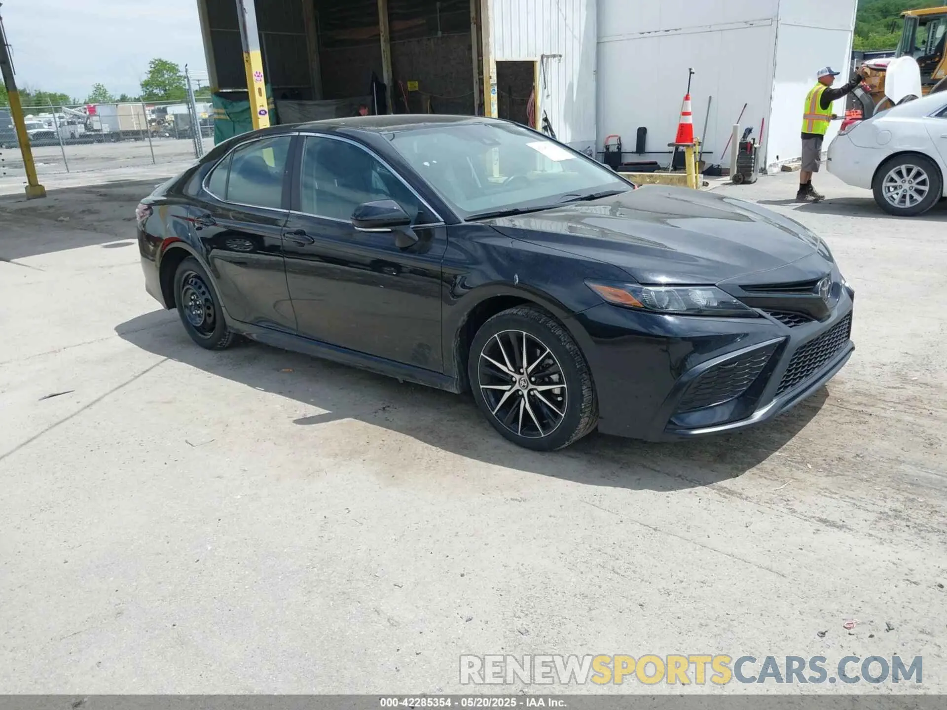 1 fotografías del automóvil dañado 4T1T11AK5RU853074 TOYOTA CAMRY 2024