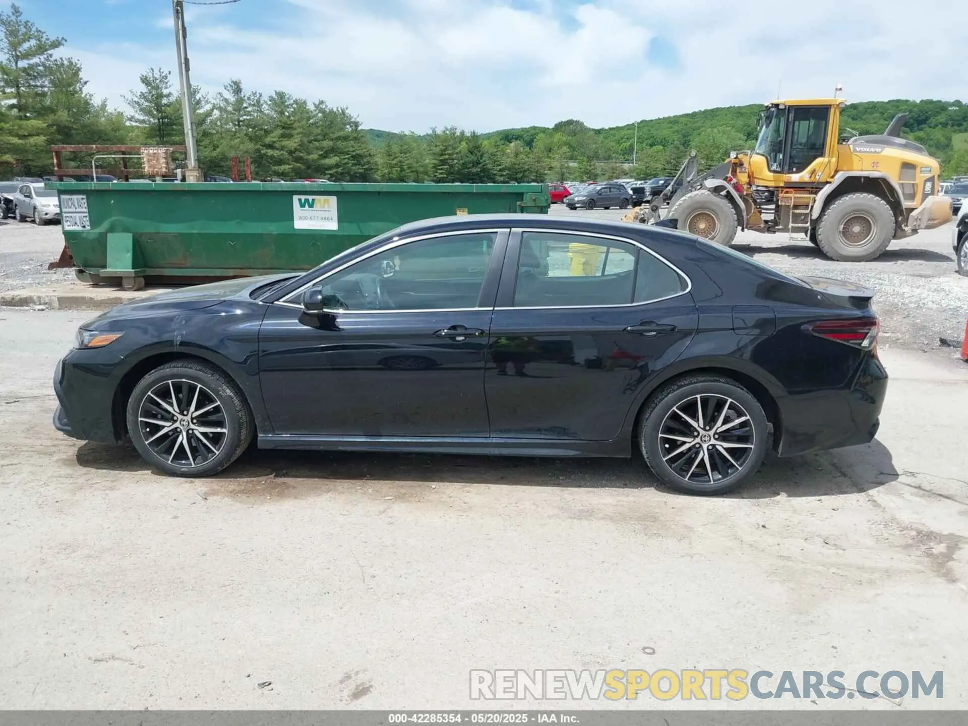 14 fotografías del automóvil dañado 4T1T11AK5RU853074 TOYOTA CAMRY 2024