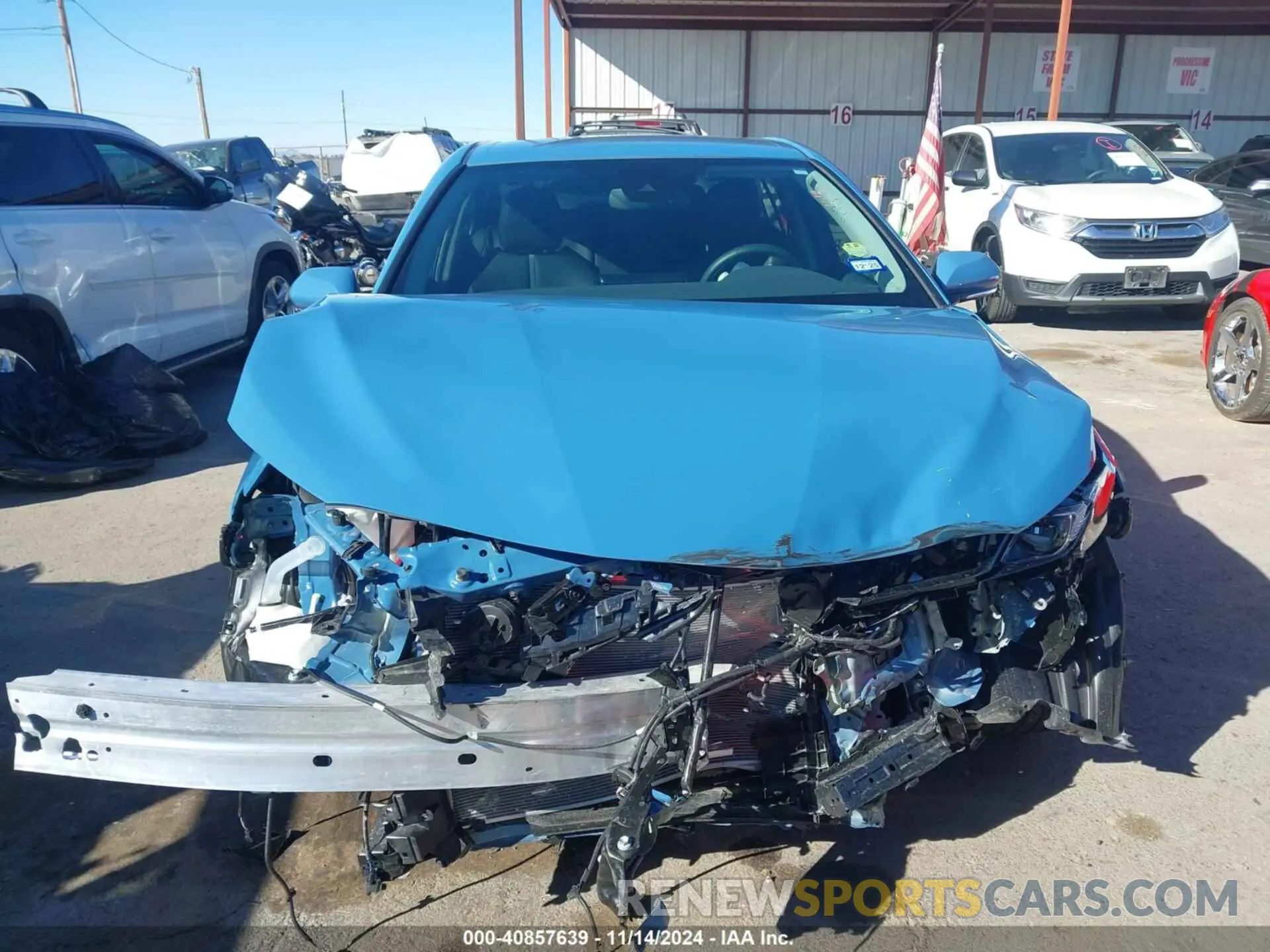 12 fotografías del automóvil dañado 4T1T11AK6RU216324 TOYOTA CAMRY 2024