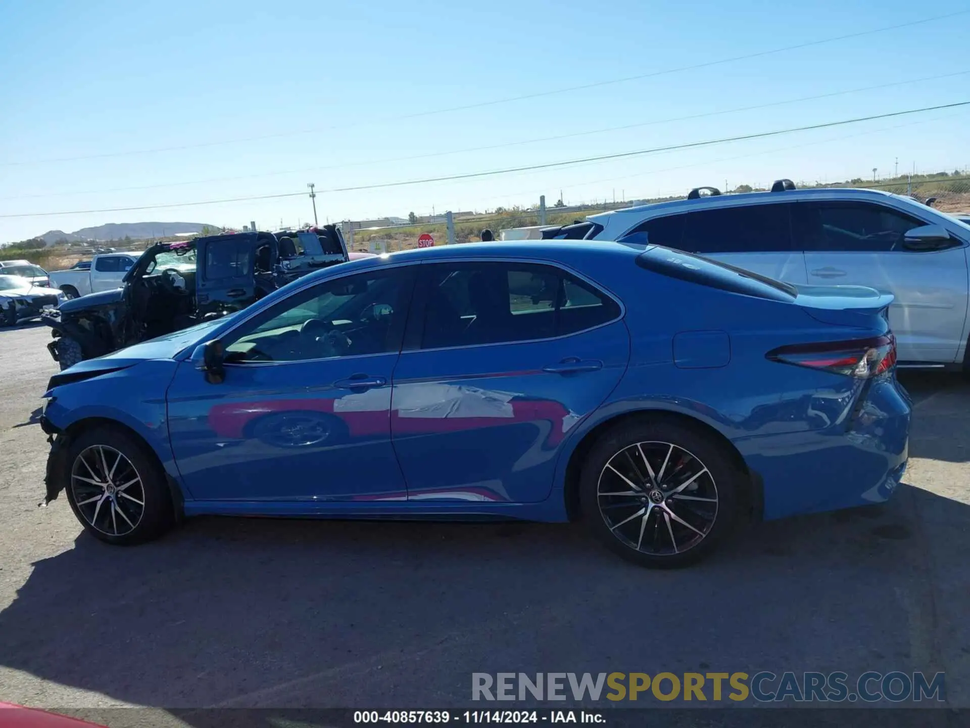 14 fotografías del automóvil dañado 4T1T11AK6RU216324 TOYOTA CAMRY 2024