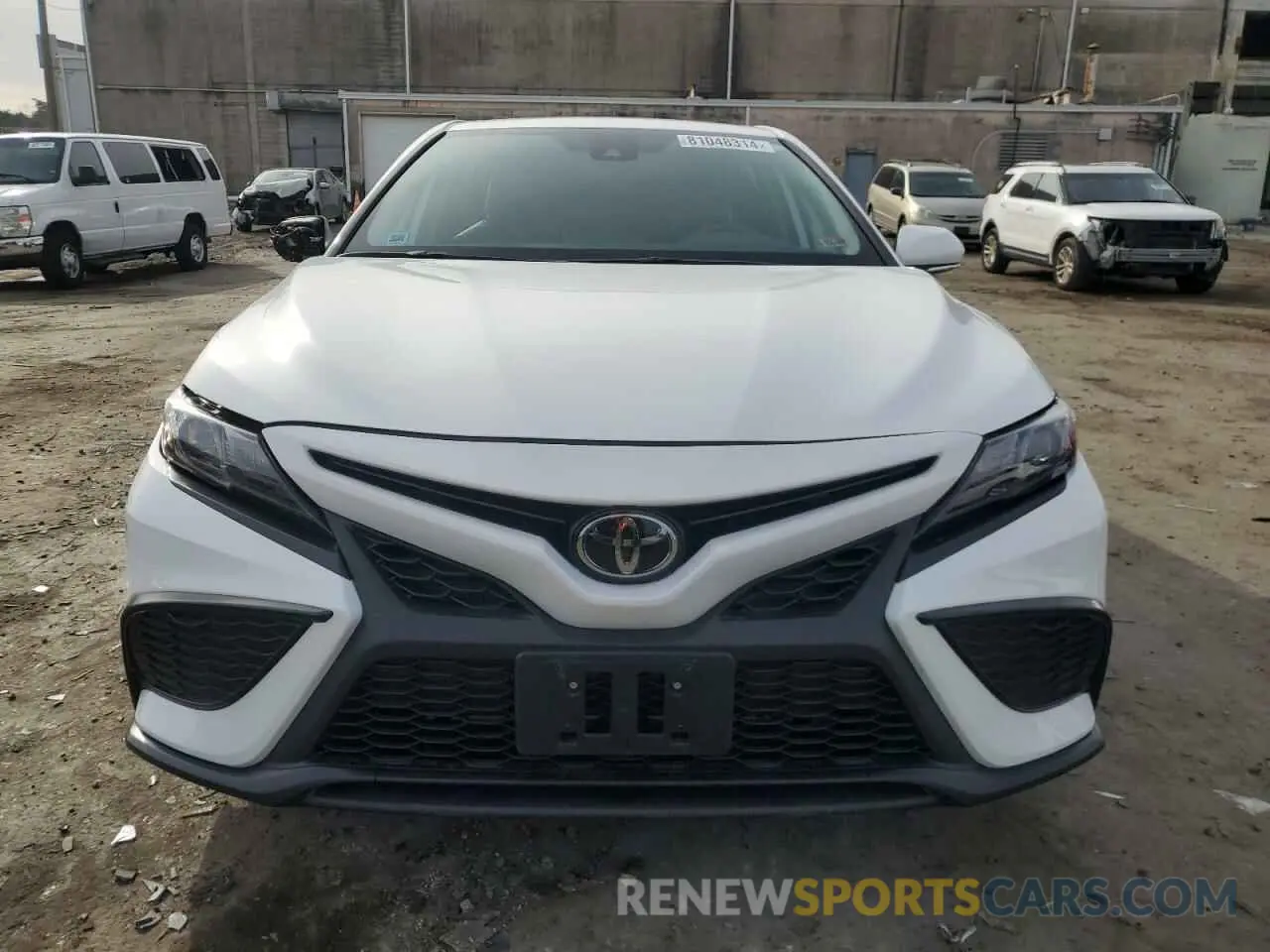 5 fotografías del automóvil dañado 4T1T11AK6RU859224 TOYOTA CAMRY 2024