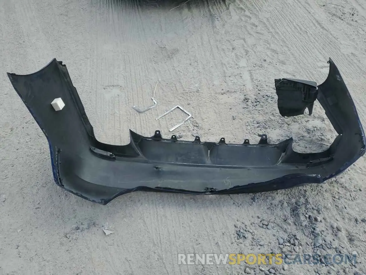 12 fotografías del automóvil dañado 4T1T11AK7RU234976 TOYOTA CAMRY 2024