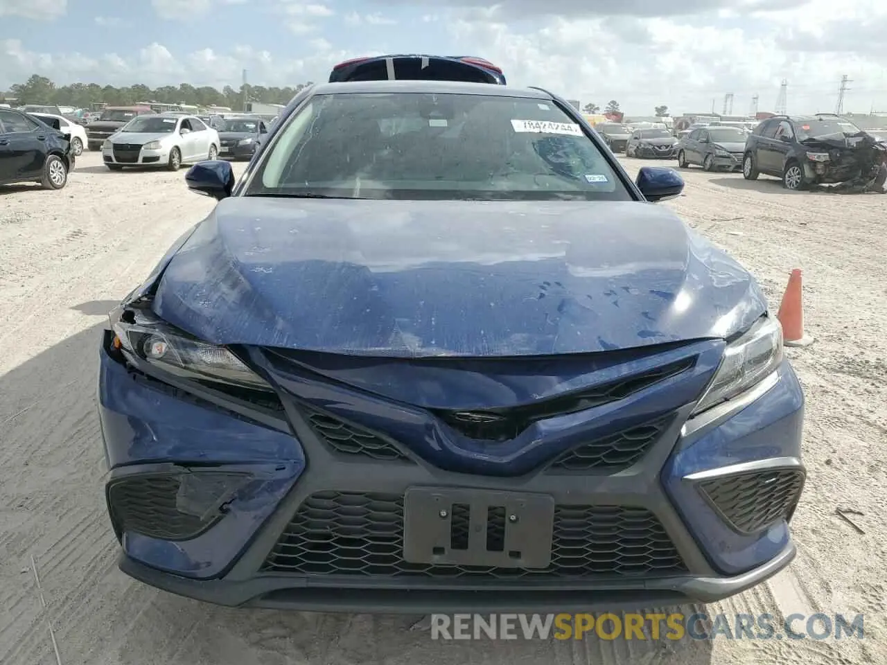 5 fotografías del automóvil dañado 4T1T11AK7RU234976 TOYOTA CAMRY 2024