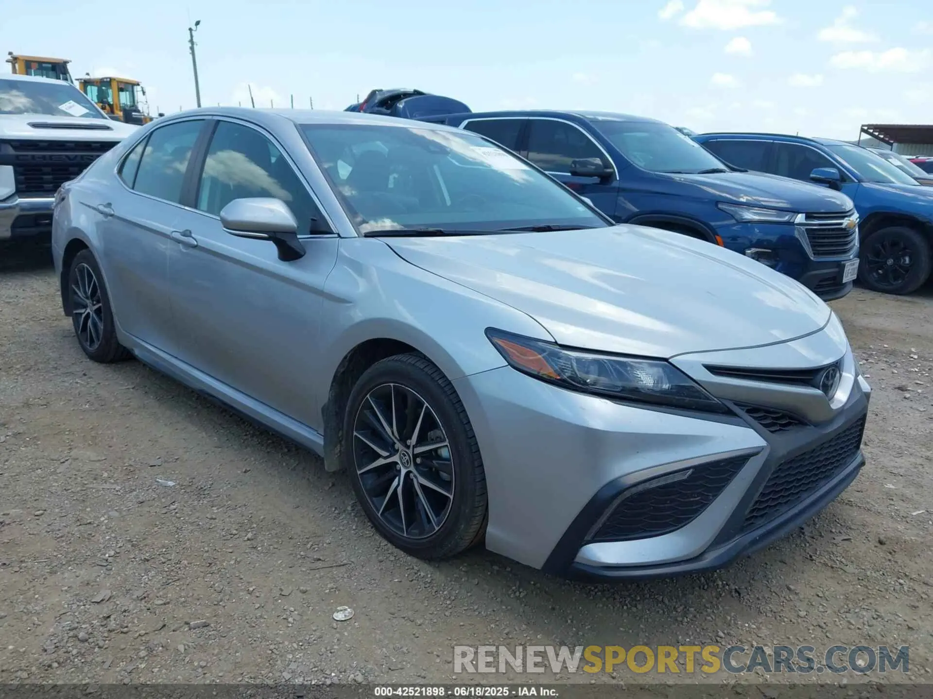 1 fotografías del automóvil dañado 4T1T11AK7RU851584 TOYOTA CAMRY 2024