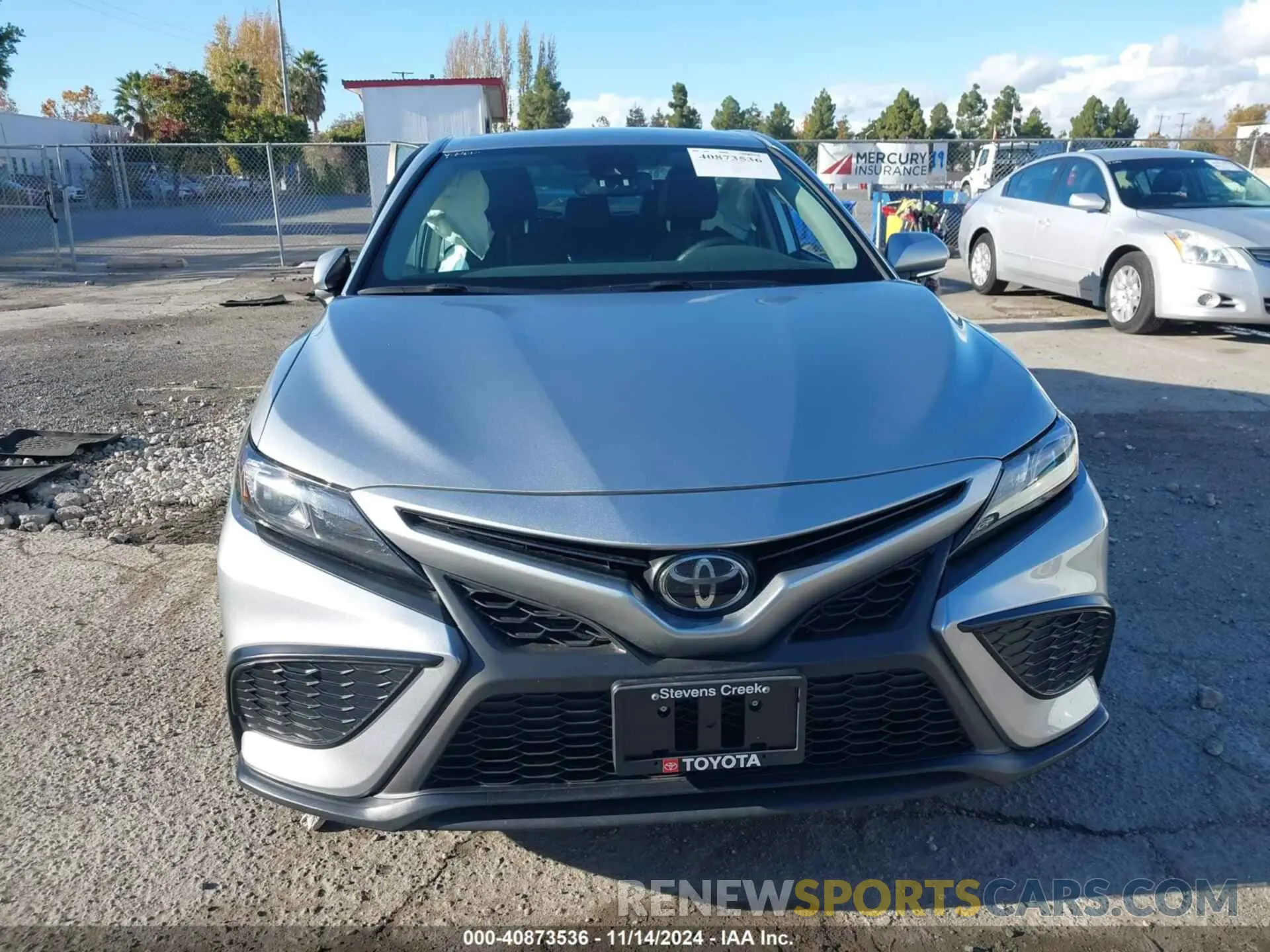 12 fotografías del automóvil dañado 4T1T11AK7RU864691 TOYOTA CAMRY 2024