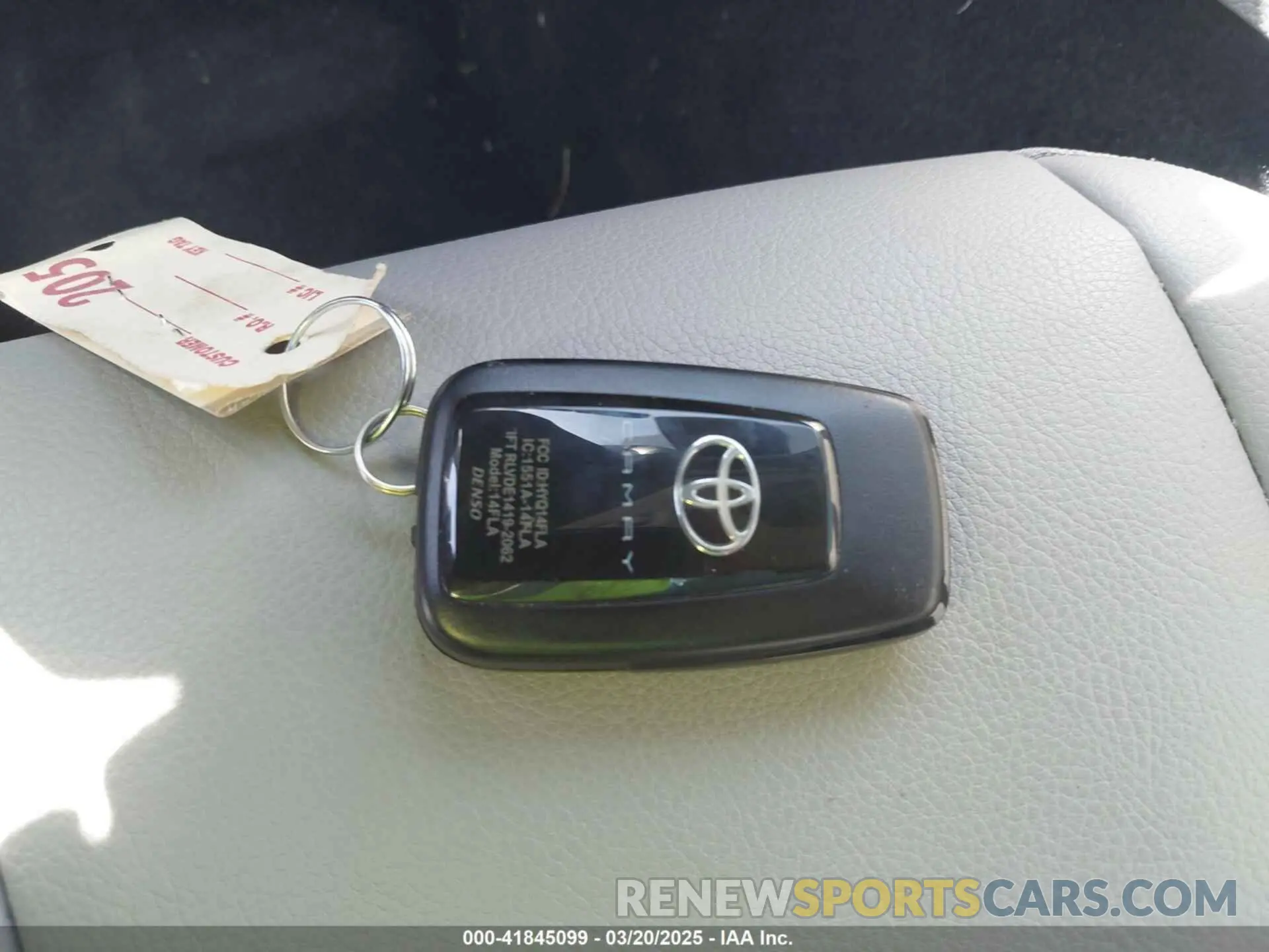 11 fotografías del automóvil dañado 4T1T11AK7RU865680 TOYOTA CAMRY 2024