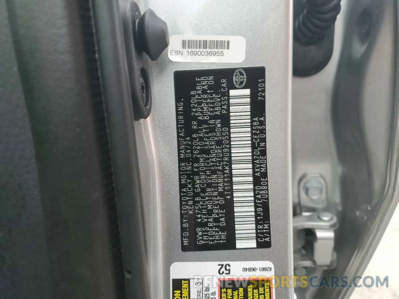 13 fotografías del automóvil dañado 4T1T11AK7RU920550 TOYOTA CAMRY 2024