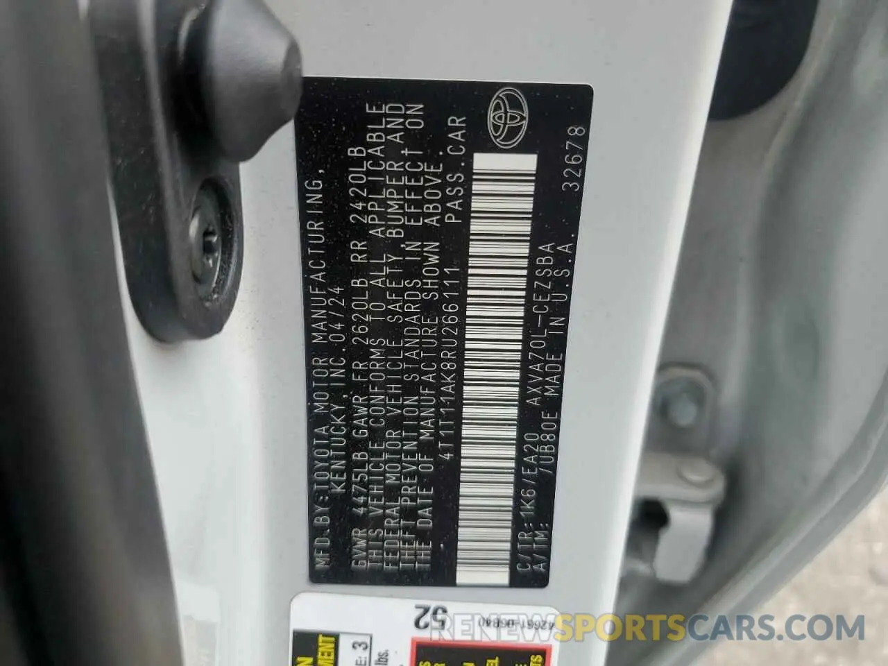 13 fotografías del automóvil dañado 4T1T11AK8RU266111 TOYOTA CAMRY 2024