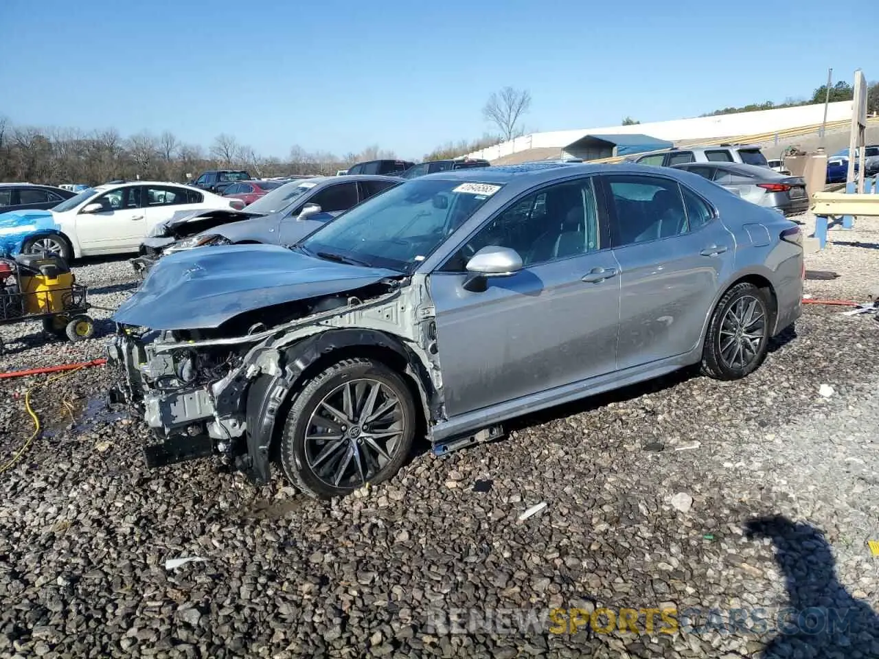 1 fotografías del automóvil dañado 4T1T11AK8RU872721 TOYOTA CAMRY 2024