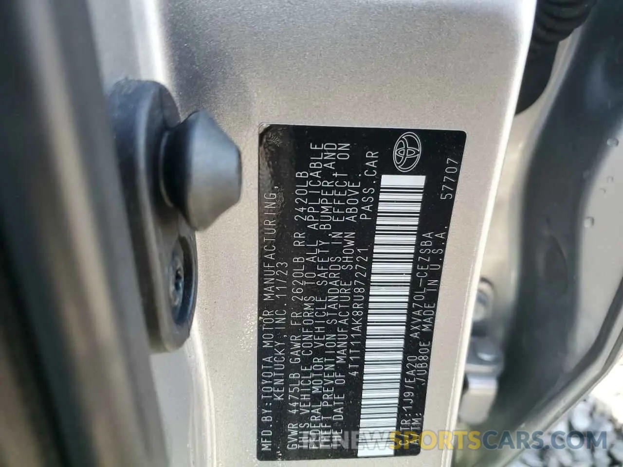 13 fotografías del automóvil dañado 4T1T11AK8RU872721 TOYOTA CAMRY 2024
