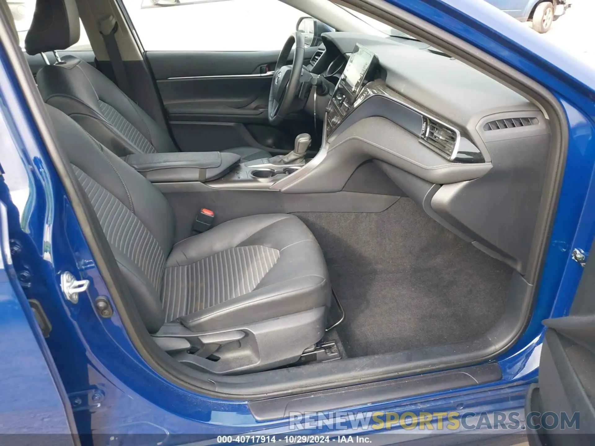 5 fotografías del automóvil dañado 4T1T11AK9RU235868 TOYOTA CAMRY 2024