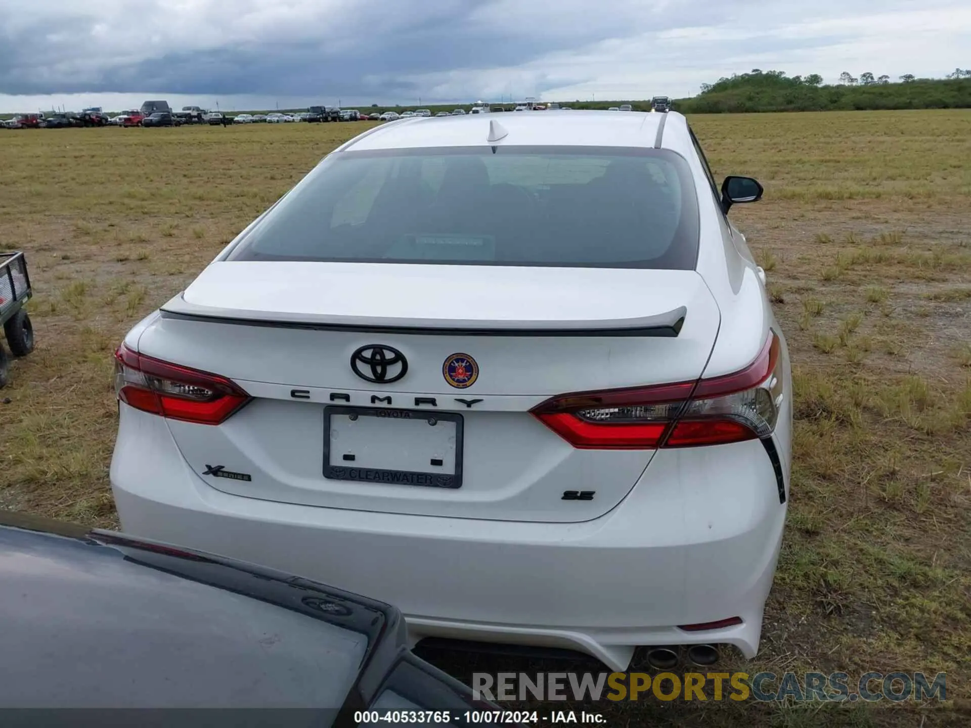 16 fotografías del automóvil dañado 4T1T11AK9RU847035 TOYOTA CAMRY 2024