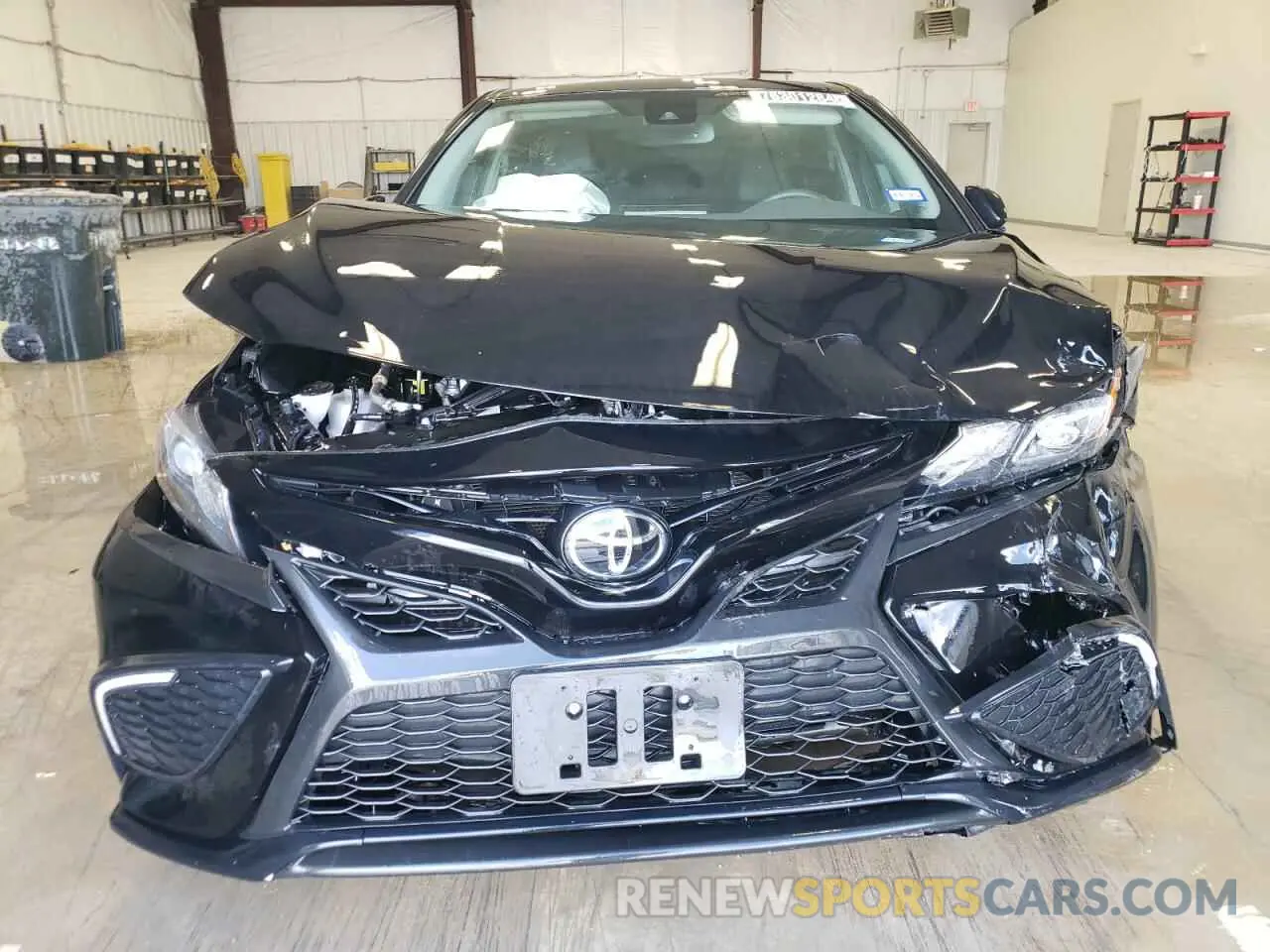 5 fotografías del automóvil dañado 4T1T11AK9RU869942 TOYOTA CAMRY 2024