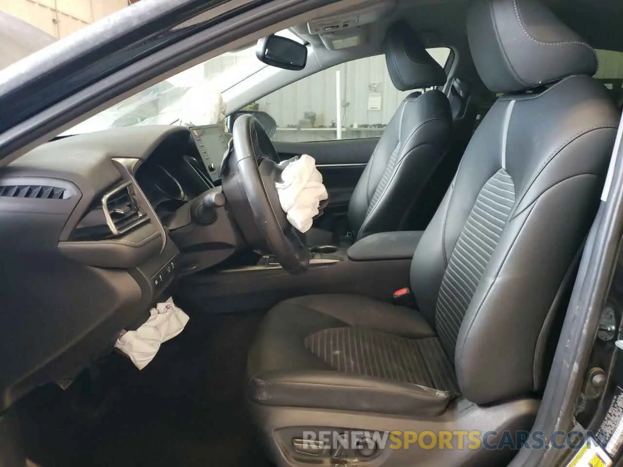 7 fotografías del automóvil dañado 4T1T11AK9RU869942 TOYOTA CAMRY 2024