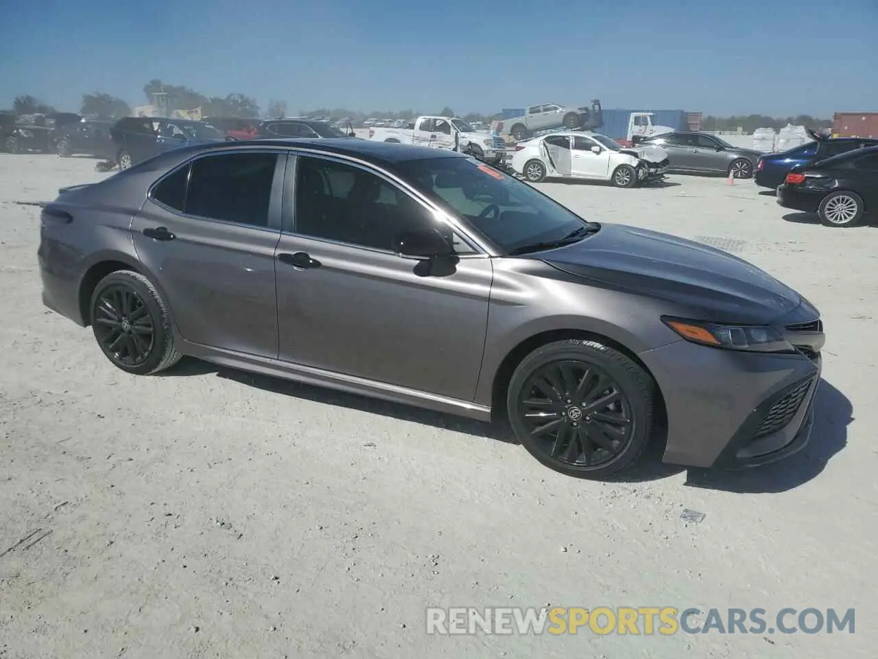 4 fotografías del automóvil dañado 4T1T11AK9RU916712 TOYOTA CAMRY 2024