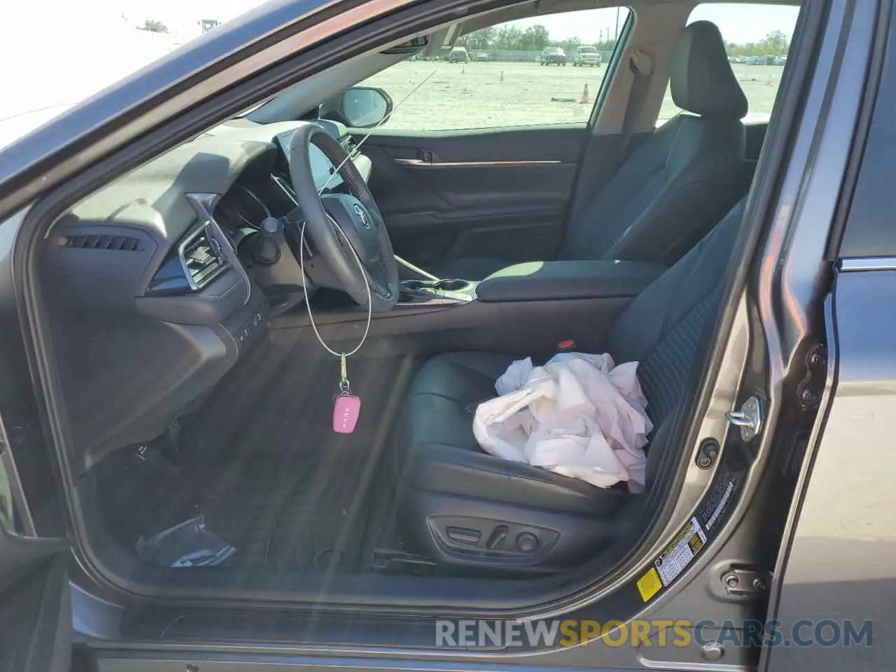 7 fotografías del automóvil dañado 4T1T11AK9RU916712 TOYOTA CAMRY 2024