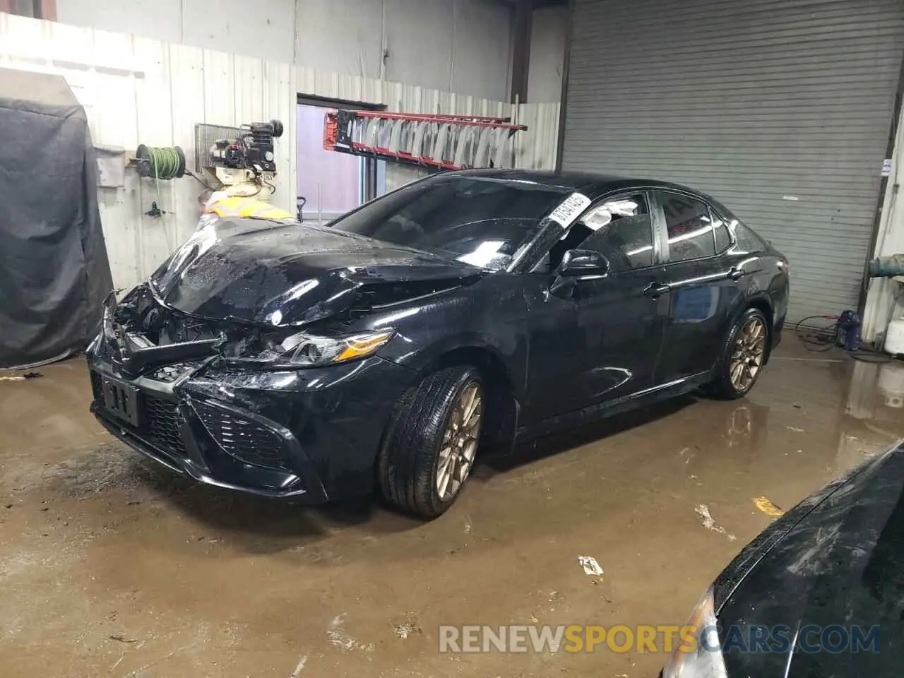 1 fotografías del automóvil dañado 4T1T11BK0RU121191 TOYOTA CAMRY 2024