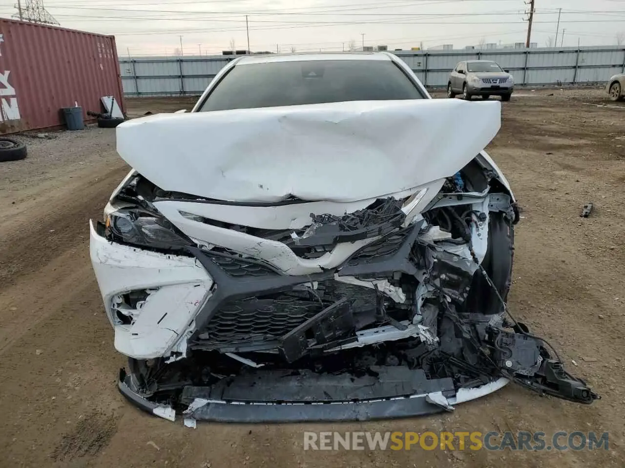 5 fotografías del automóvil dañado 4T1T11BK2RU117000 TOYOTA CAMRY 2024