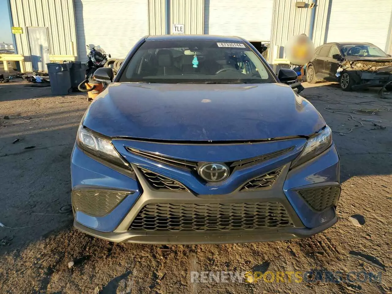 5 fotografías del automóvil dañado 4T1T11BK8RU119141 TOYOTA CAMRY 2024