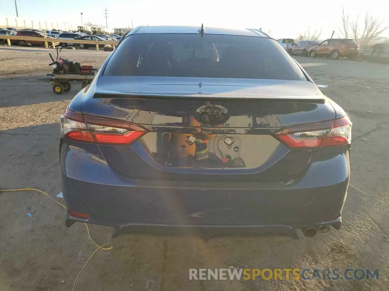 6 fotografías del automóvil dañado 4T1T11BK8RU119141 TOYOTA CAMRY 2024