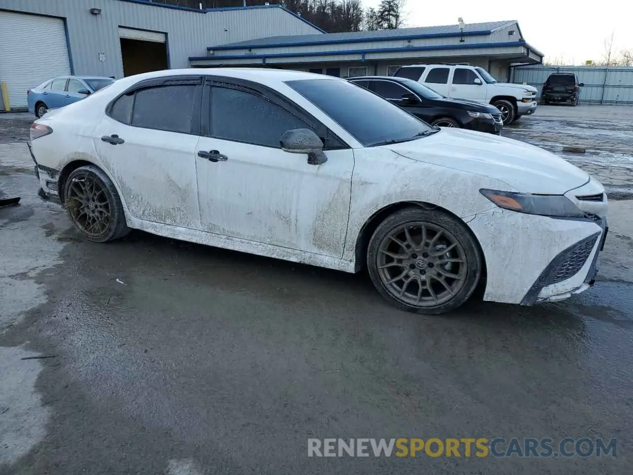 4 fotografías del automóvil dañado 4T1T31AK3RU064559 TOYOTA CAMRY 2024