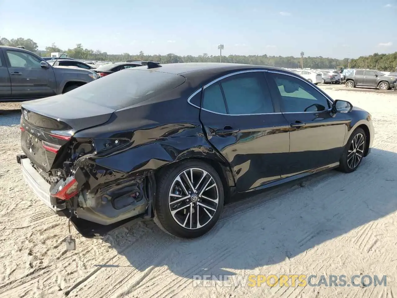 3 fotografías del automóvil dañado 4T1DAACK0SU002629 TOYOTA CAMRY 2025