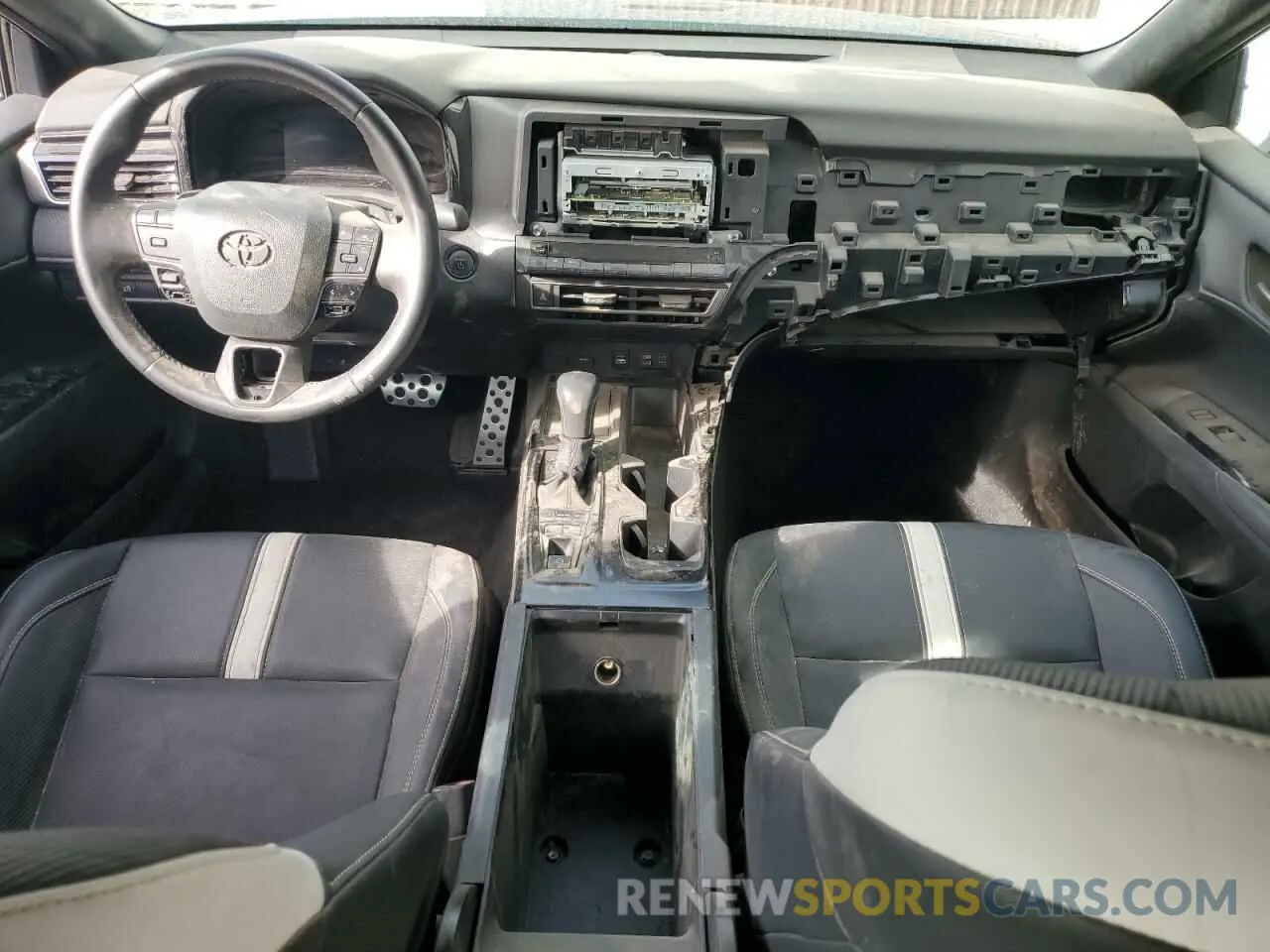 8 fotografías del automóvil dañado 4T1DAACK0SU005496 TOYOTA CAMRY 2025