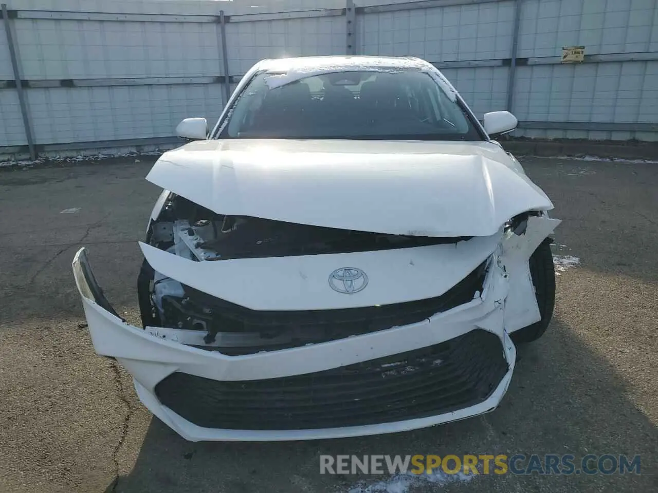 5 fotografías del automóvil dañado 4T1DAACK0SU018121 TOYOTA CAMRY 2025