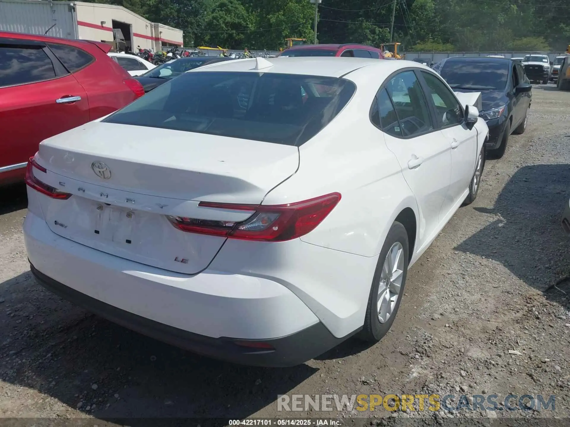 4 fotografías del automóvil dañado 4T1DAACK0SU020757 TOYOTA CAMRY 2025