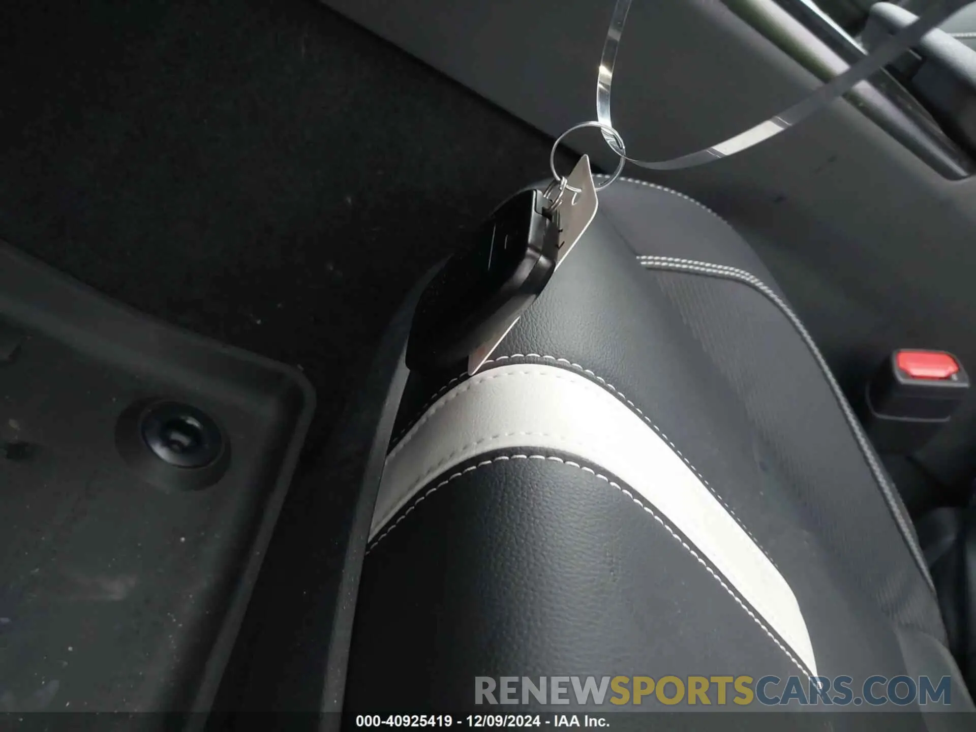 11 fotografías del automóvil dañado 4T1DAACK0SU021312 TOYOTA CAMRY 2025