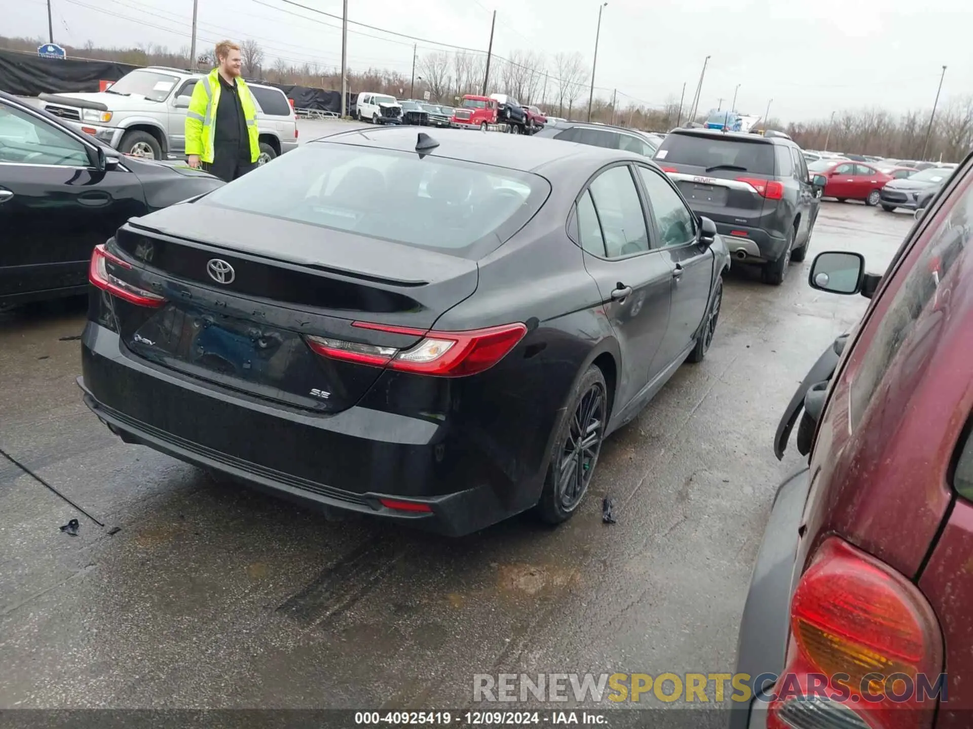 4 fotografías del automóvil dañado 4T1DAACK0SU021312 TOYOTA CAMRY 2025