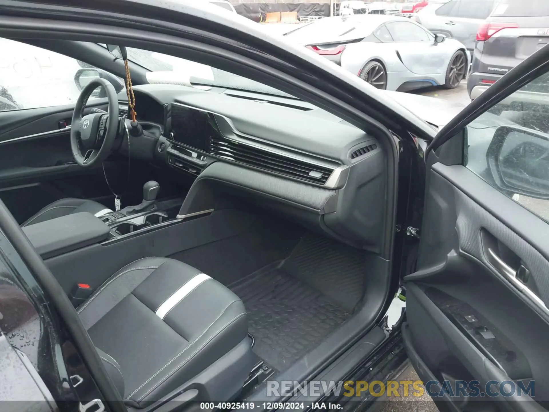 5 fotografías del automóvil dañado 4T1DAACK0SU021312 TOYOTA CAMRY 2025