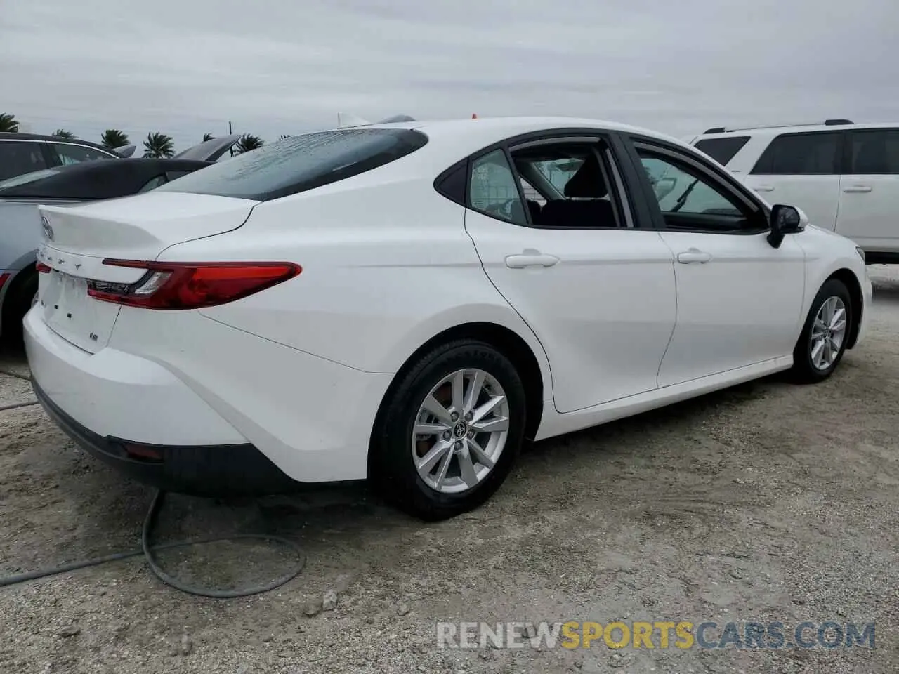 3 fotografías del automóvil dañado 4T1DAACK0SU036893 TOYOTA CAMRY 2025