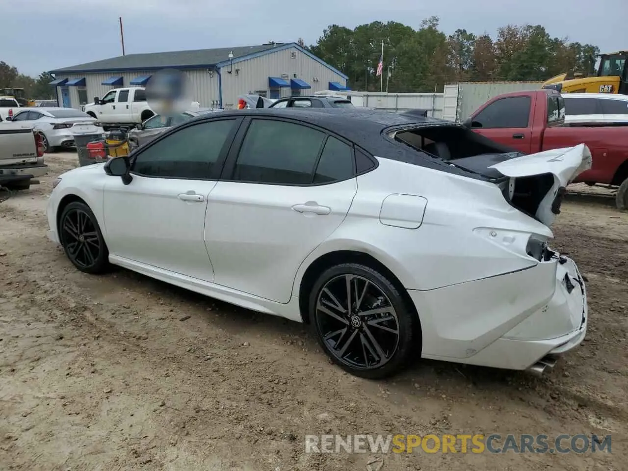 2 fotografías del automóvil dañado 4T1DAACK0SU060451 TOYOTA CAMRY 2025