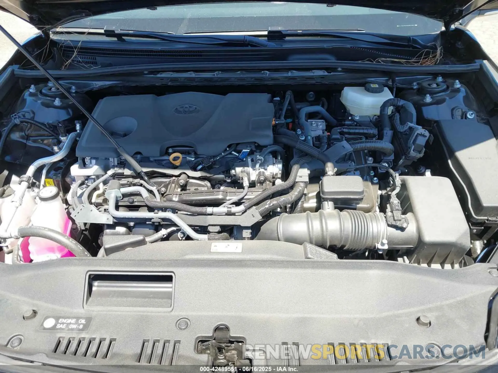10 fotografías del automóvil dañado 4T1DAACK0SU074561 TOYOTA CAMRY 2025