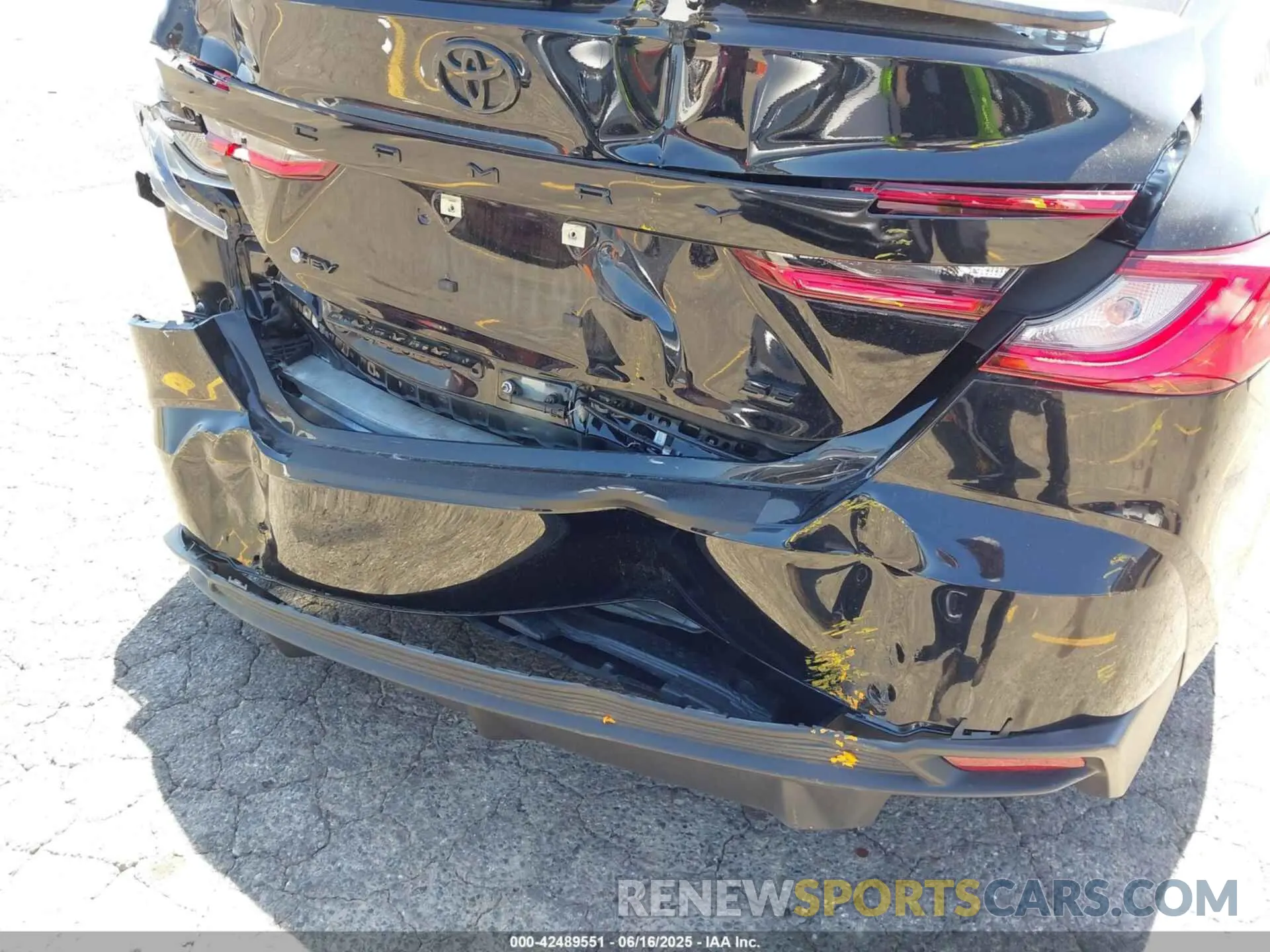 17 fotografías del automóvil dañado 4T1DAACK0SU074561 TOYOTA CAMRY 2025