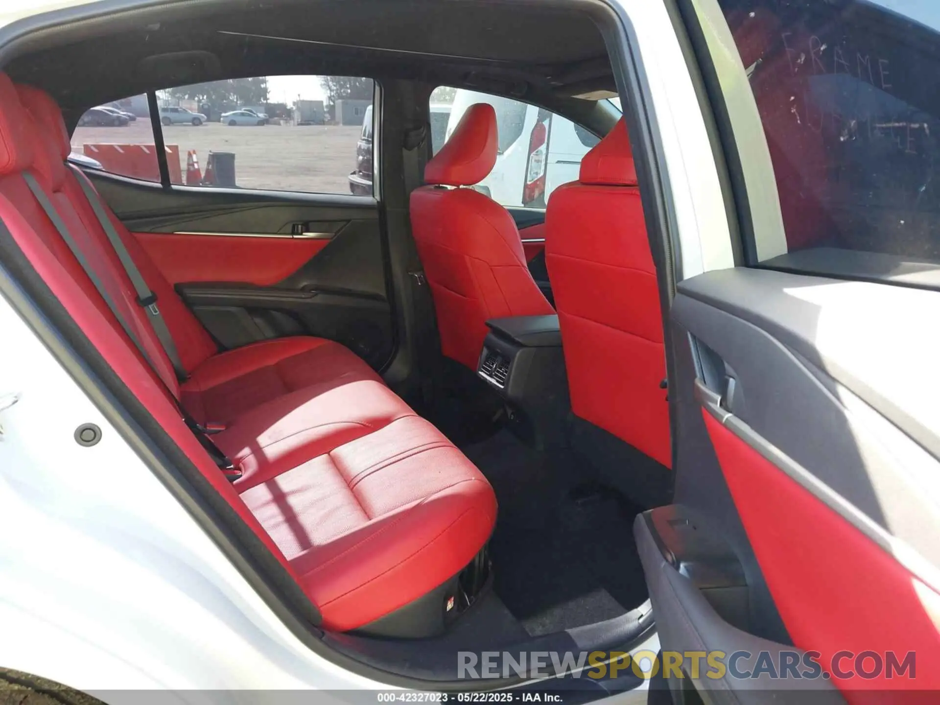 8 fotografías del automóvil dañado 4T1DAACK0SU082143 TOYOTA CAMRY 2025