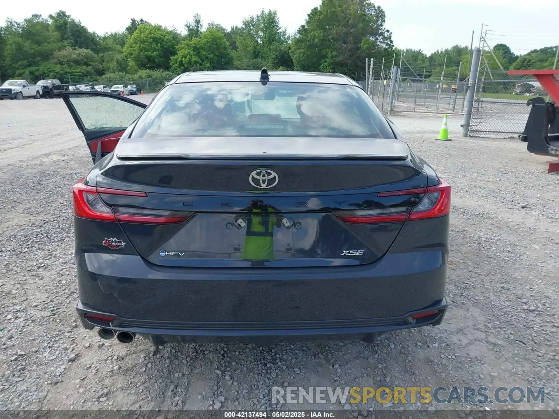 16 fotografías del automóvil dañado 4T1DAACK0SU092624 TOYOTA CAMRY 2025