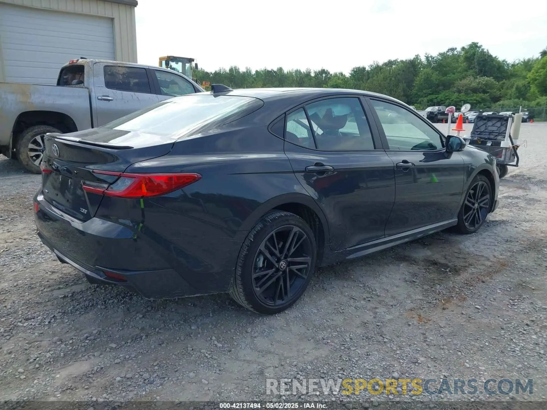 4 fotografías del automóvil dañado 4T1DAACK0SU092624 TOYOTA CAMRY 2025