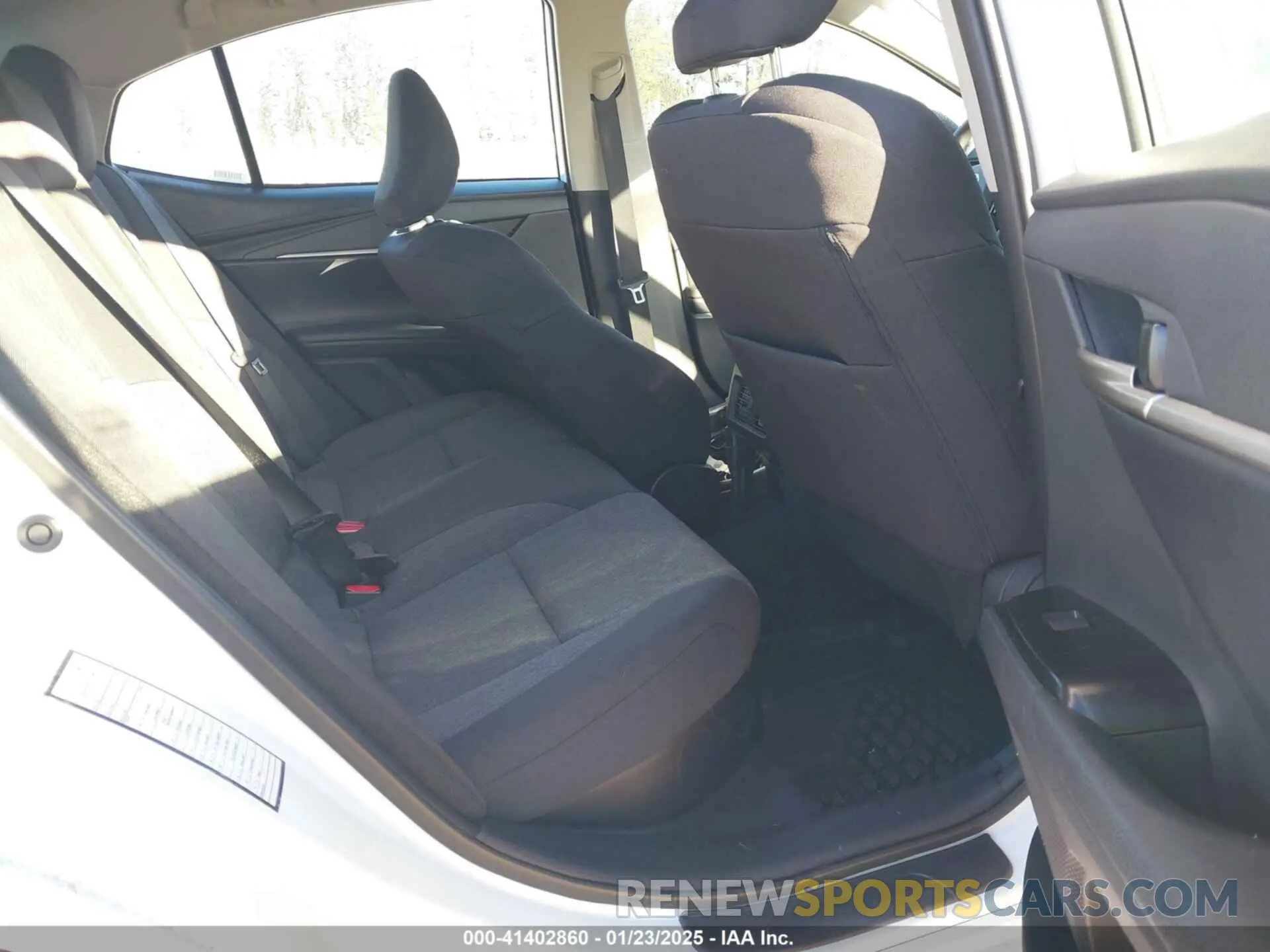 8 fotografías del automóvil dañado 4T1DAACK0SU505920 TOYOTA CAMRY 2025
