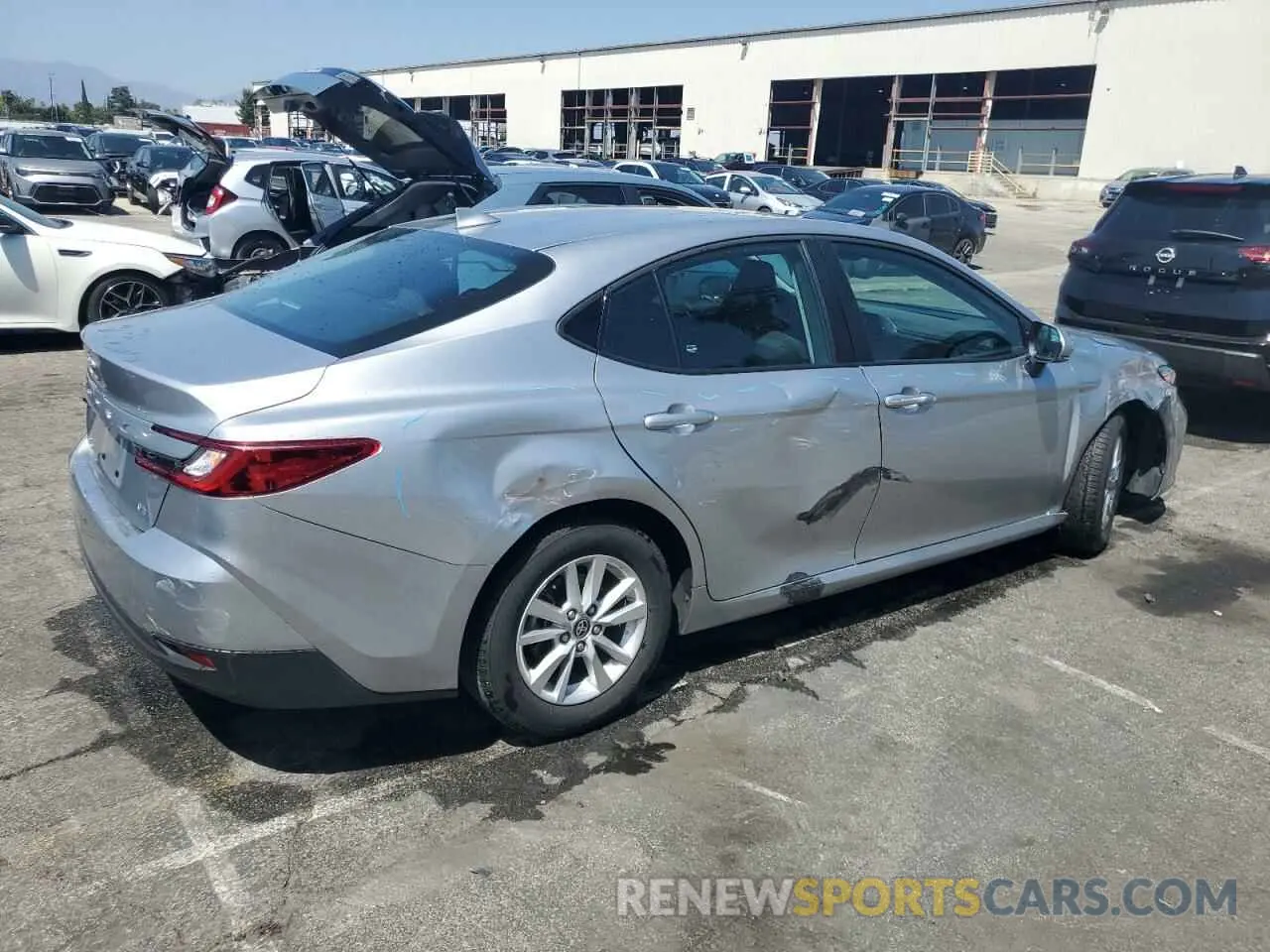 3 fotografías del automóvil dañado 4T1DAACK0SU509191 TOYOTA CAMRY 2025