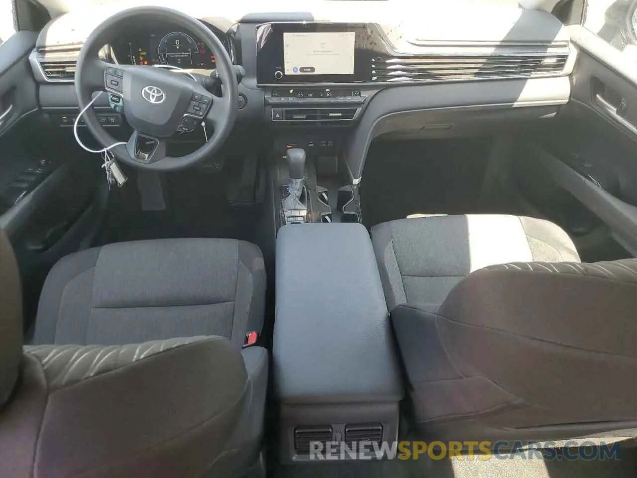 8 fotografías del automóvil dañado 4T1DAACK0SU509191 TOYOTA CAMRY 2025