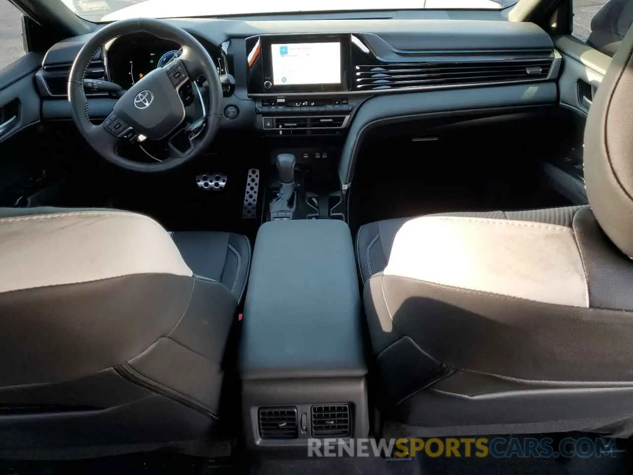 8 fotografías del automóvil dañado 4T1DAACK0SU521681 TOYOTA CAMRY 2025