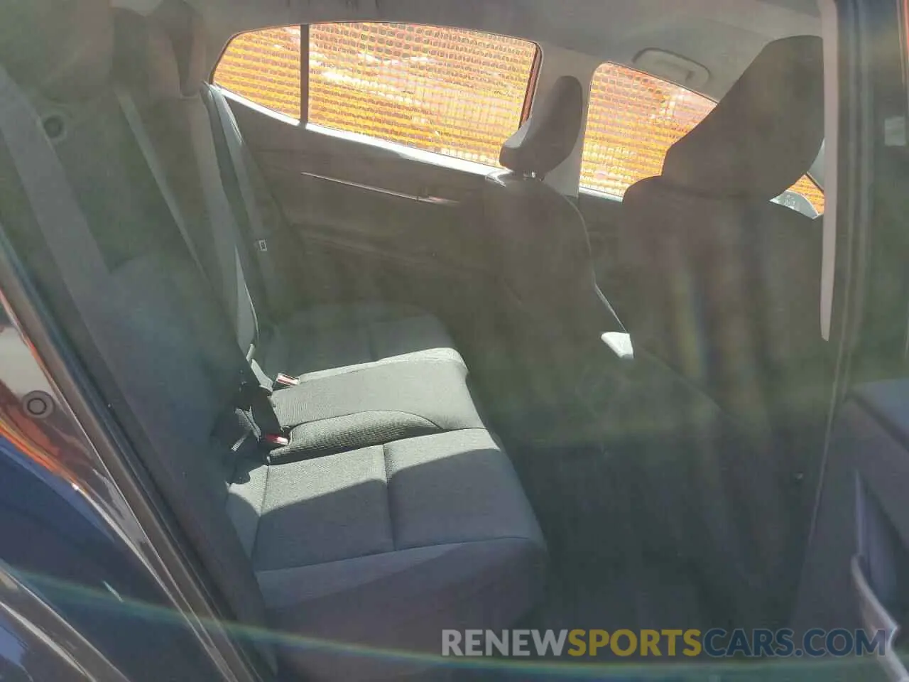10 fotografías del automóvil dañado 4T1DAACK0SU528078 TOYOTA CAMRY 2025
