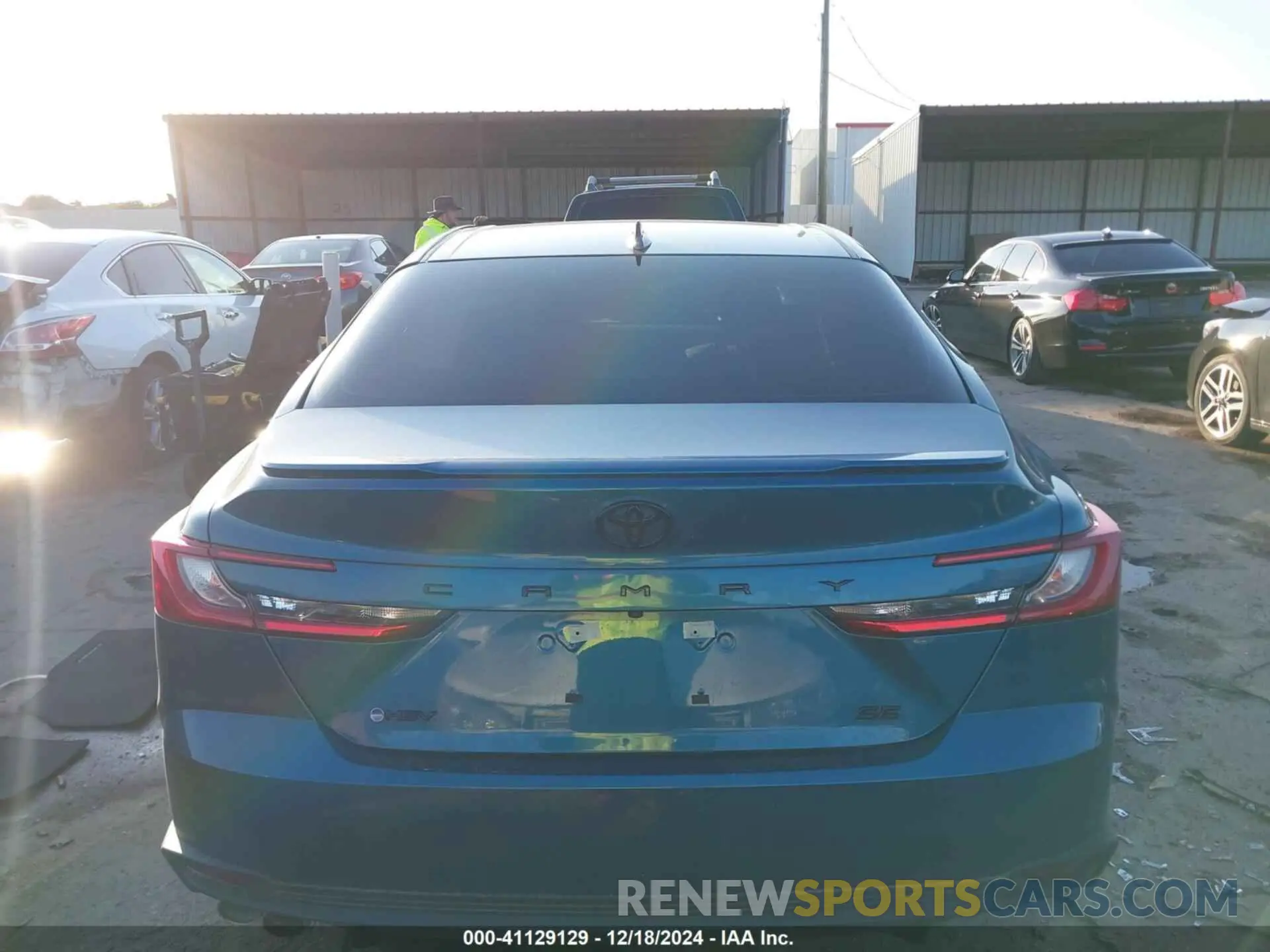 16 fotografías del automóvil dañado 4T1DAACK0SU543972 TOYOTA CAMRY 2025