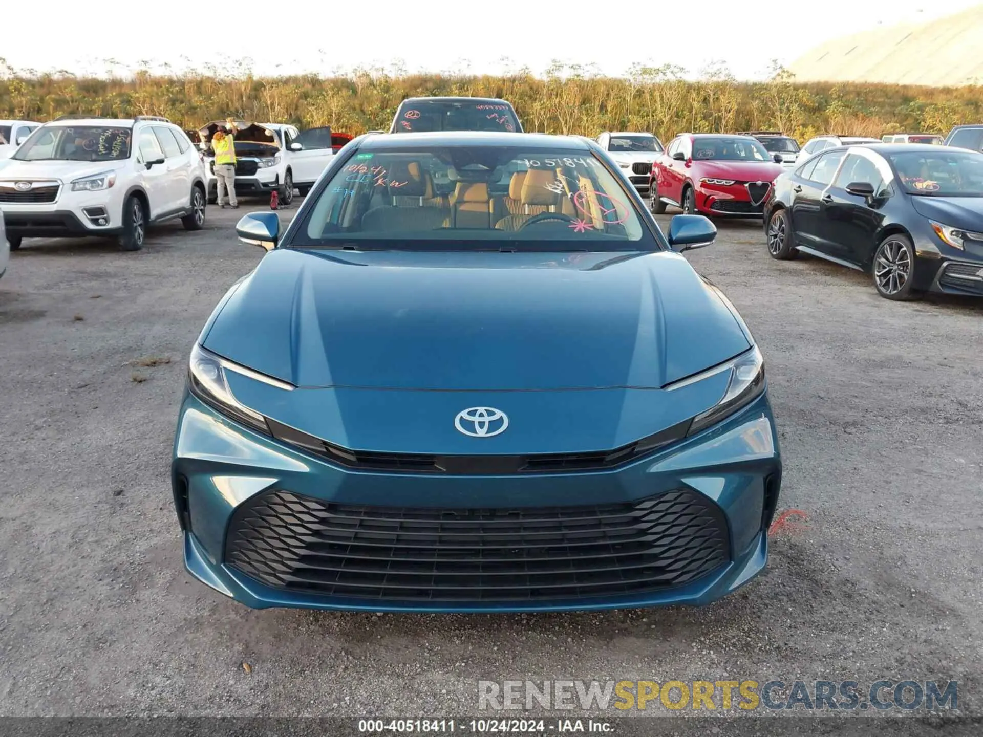 12 fotografías del automóvil dañado 4T1DAACK1SU000811 TOYOTA CAMRY 2025