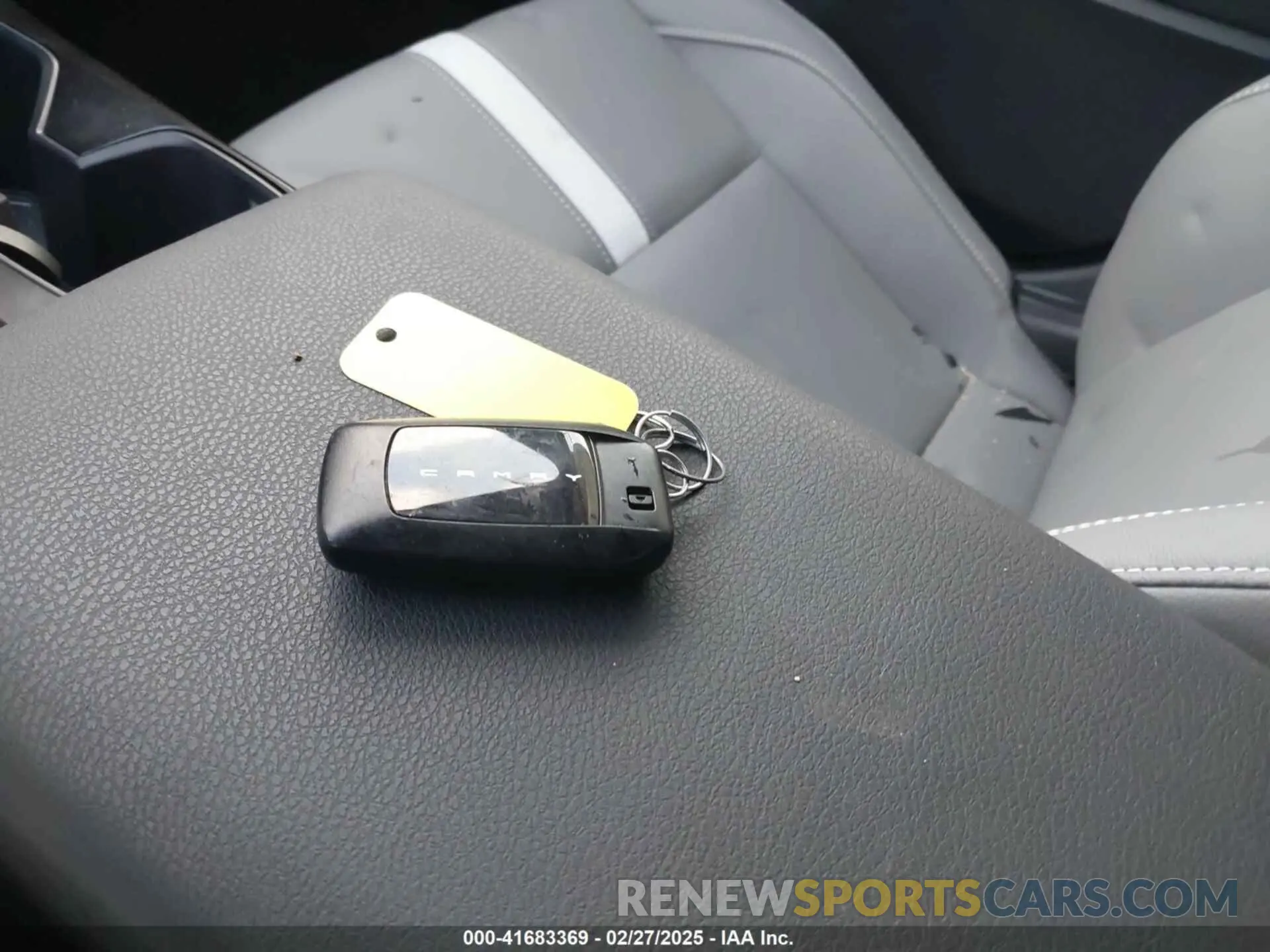 11 fotografías del automóvil dañado 4T1DAACK1SU008729 TOYOTA CAMRY 2025